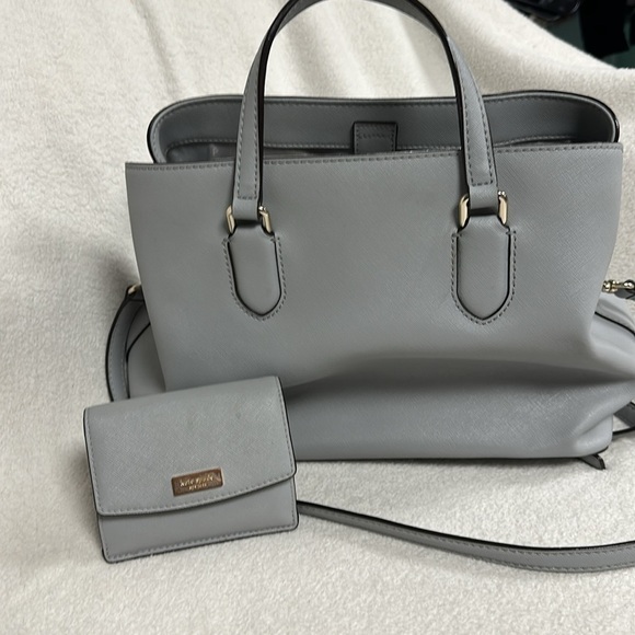 EUC, Kate Spade Convertible/Crossbody Gray Leather Purse, Like New! FREE WALLET! - Picture 3 of 12